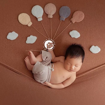 

5pcs/set Wool Felt White Clouds Newborn Photography Prop Handmade Clouds for Photo Studio Baby Shooting Accessories