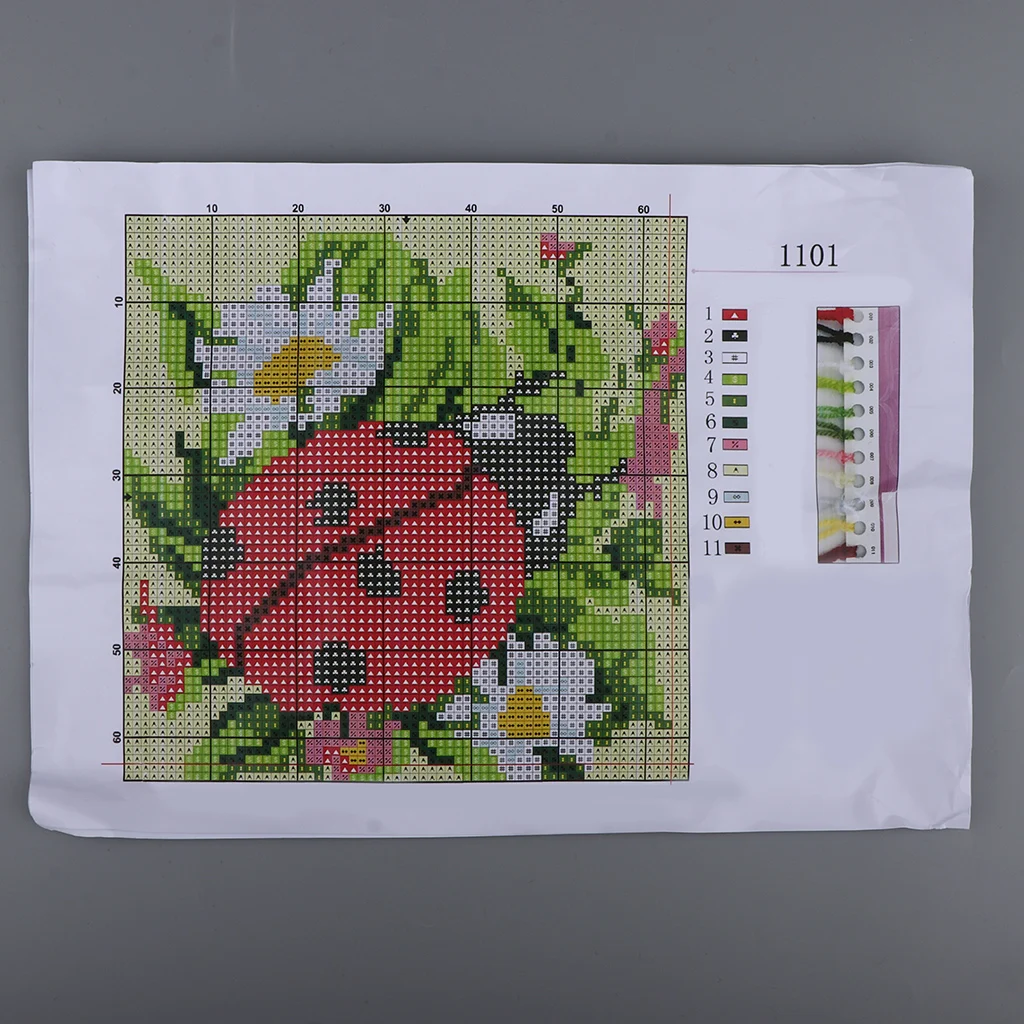Latch Hook Kits for DIY Throw Rug Carpet Two Rabbits with Pattern Printed, Crochet Needlework Crafts for Kids and Adults