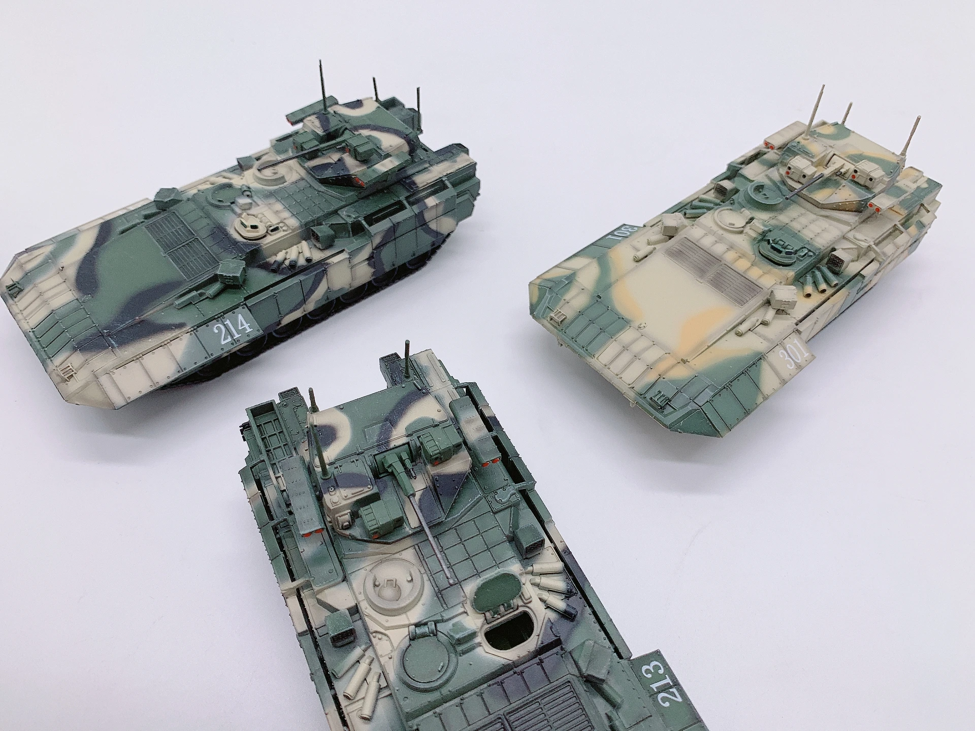 Военная Модель 1: 72 русские T-15 Тяжелая ходунка модель тонкой коллекции