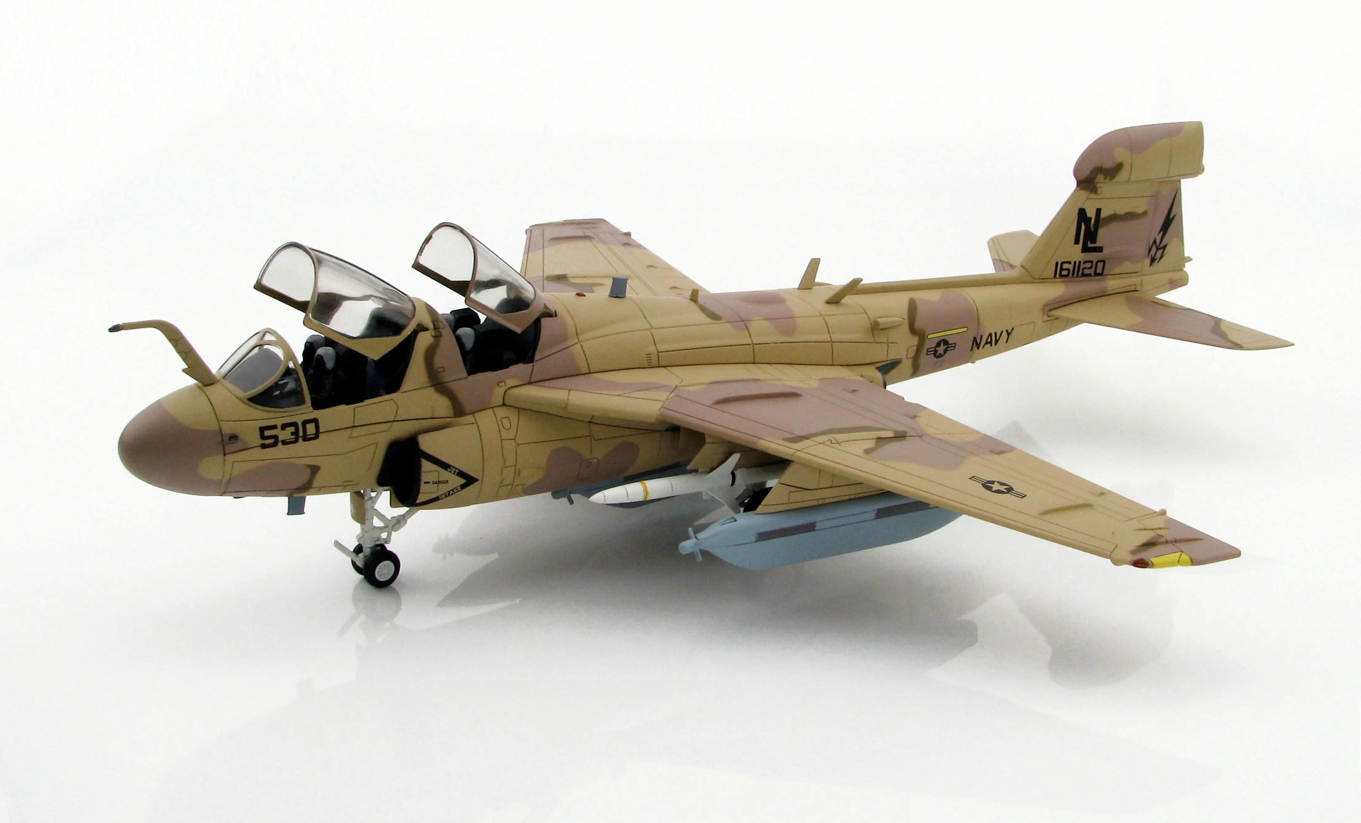 Hobby Master Grumman EA-6B Prowler 161120 VAQ-133 Волшебники Баграм аэродром Afghanistan 2007 1/72 литье под давлением модель самолета