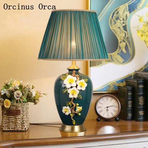 

Light luxury enamel color desk lamp living room study bedroom bedside lamp European emerald green ceramic desk lamp