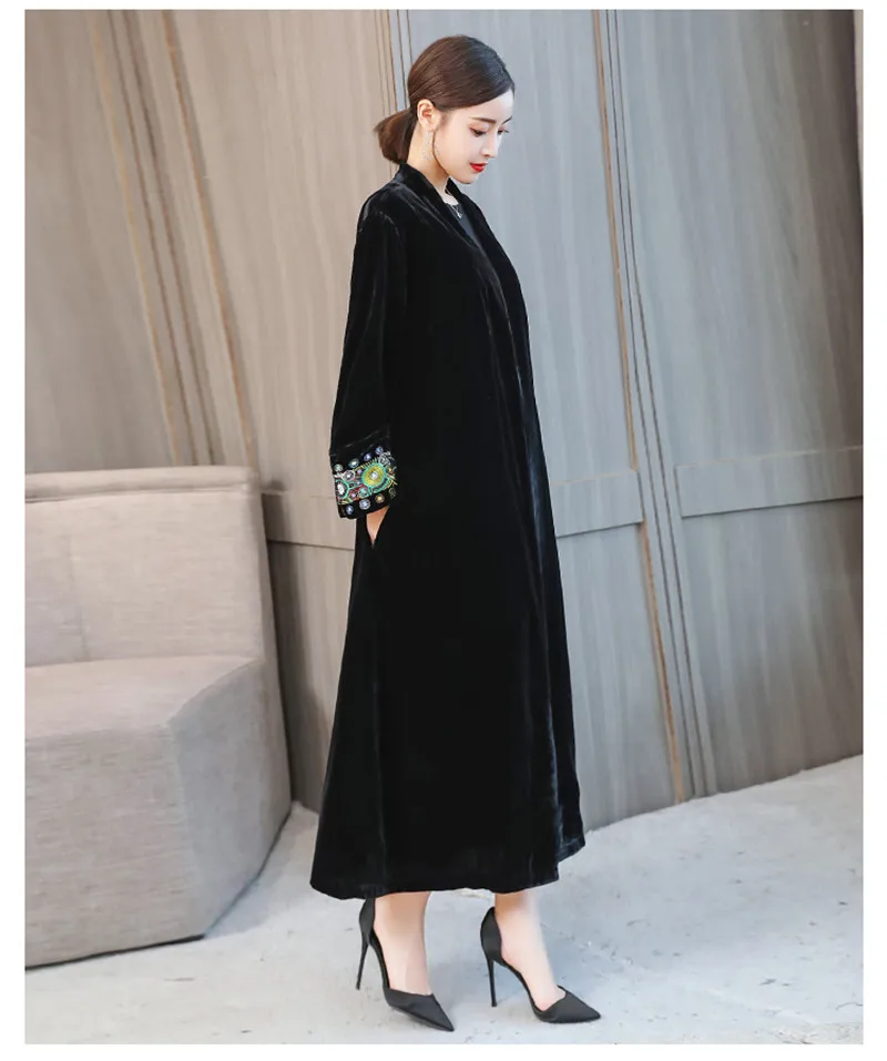 Черный велюровый Длинный плащ, элегантная винтажная модная повседневная бархатная верхняя одежда, Весенняя ветровка с вышивкой размера плюс W1113