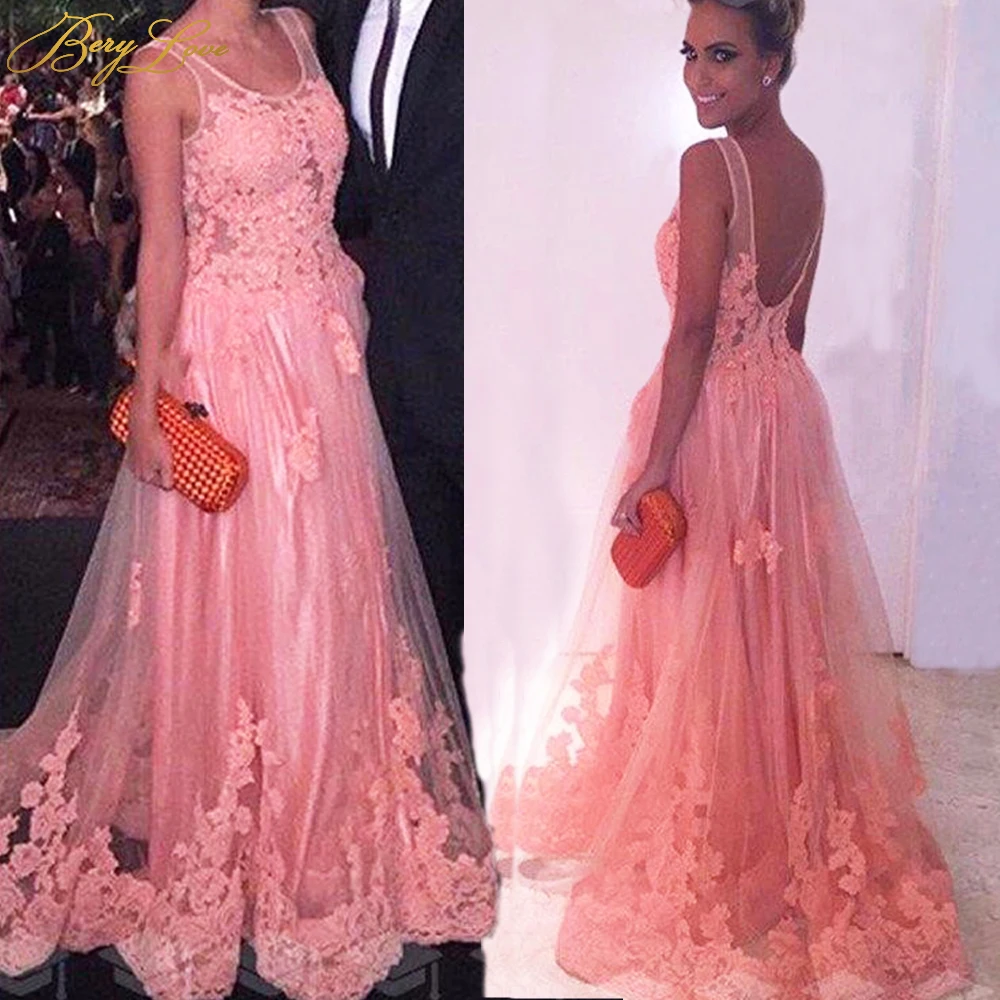 

BeryLove Blush Evening Dress 2020 Coral A line Lace Design Scoop Neckline Evening Prom Gown Open Back Tulle Formal Dress New