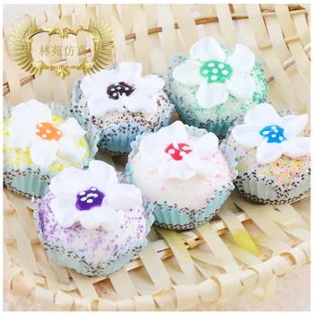 

6pcs Artificial Cup Cakes, Fake Simulation Realistic Food Cupcake Bread Dessert, for Decoration Display Props Model