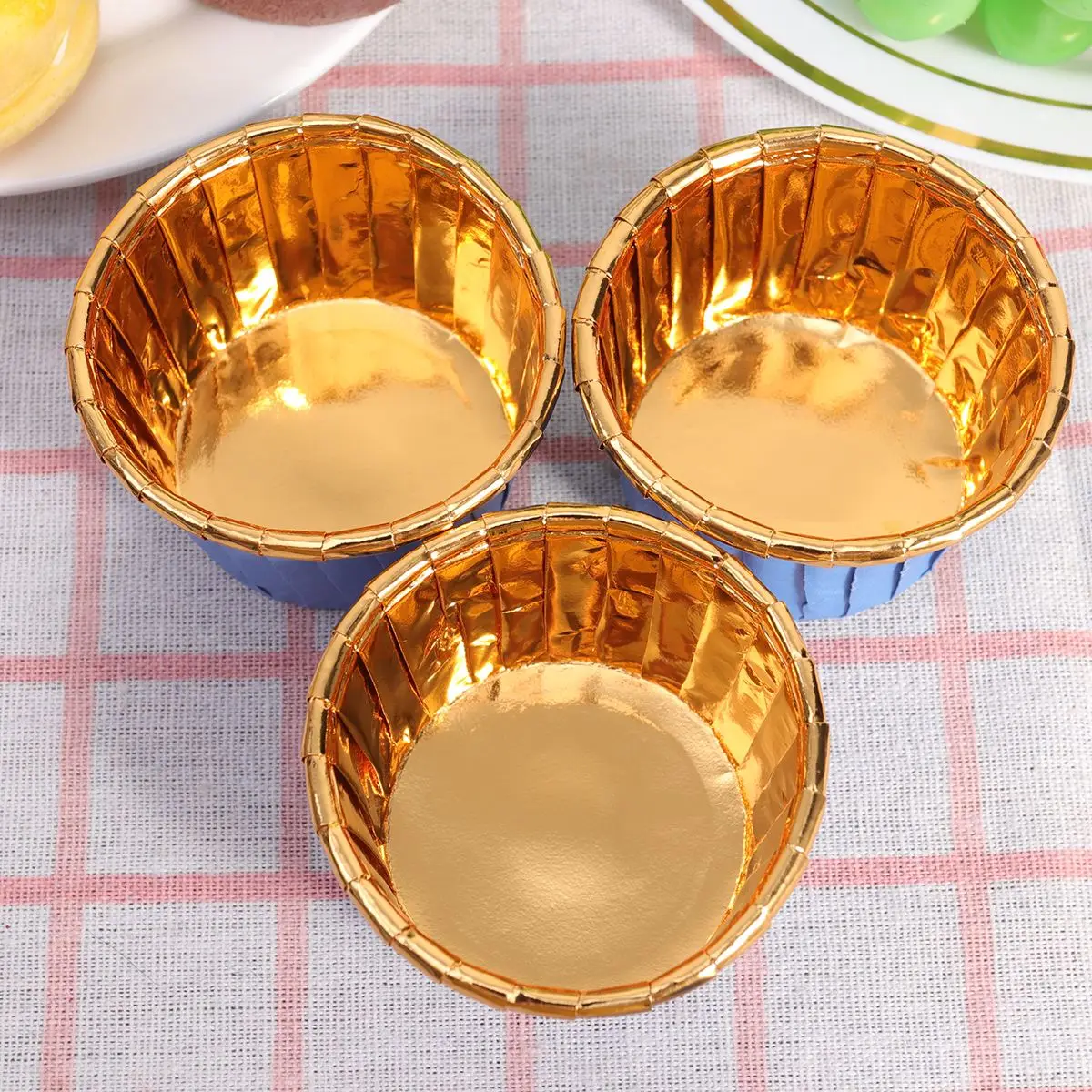 100pcs Disposable Curled Baking Cake Cups Heat-Resistant Paper Muffin Cupcake Paper Cups Baking Cupcake Wrappers Cake Wrapper