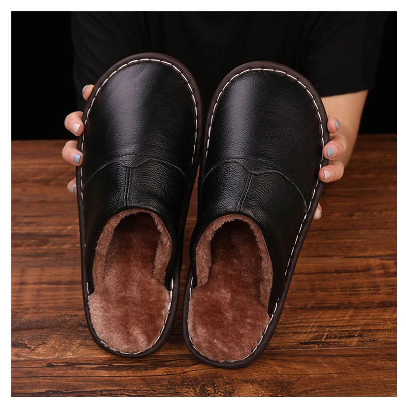 Кожаные домашние тапочки для мужчин; Зимние теплые плюшевые тапочки; мужская домашняя обувь унисекс из натуральной кожи - Цвет: 1