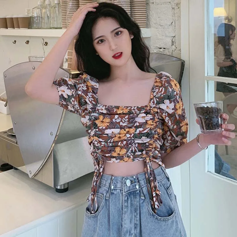 

Sweet Pleated Floral Print Harajuku Short Chiffon Shirt Blouse Top Women Fashion Square Collar Blouse
