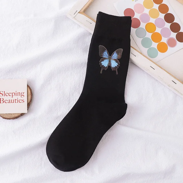 Hot Sale 2021 new fashion Korean style ladies socks simulation printing butterfly socks cute embroidered dinosaur socks 10