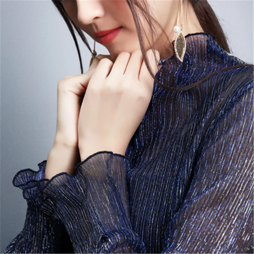 2019 New Fashion Spring Women Lace Blouses Turtleneck Mesh Shirts All-match Ladies Tops Pullovers Brief Autumn Bottomings WZ898 4