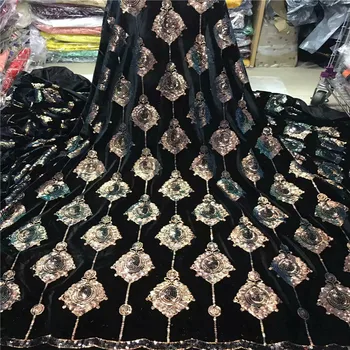 

2019 High Quality Nigerian Tulle Lace Fabrics Latest sequins velvet black Mesh African Lace Fabric Bride French Net Lace Fabric
