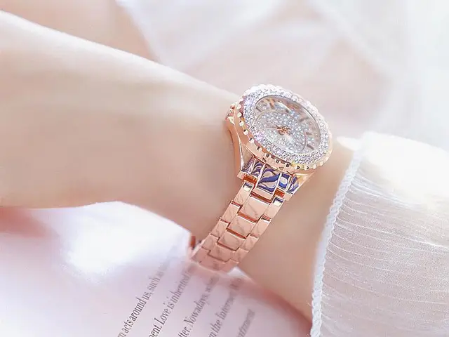 2023 Top Brand Fashion Ladies Rhinestone Watch Women Quartz Watch Women's Wrist Watches Female Dress Clock Xfcs Relogio Feminino 3