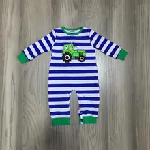 Рождественская Одежда для маленьких мальчиков; сезон осень-зима; Детский комбинезон в синюю полоску с рисунком грузовика; хлопковый комбинезон с длинными рукавами и оборками для футбола