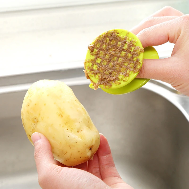 Пластиковая щетка для чистки картофеля многофункциональная легкой устройство