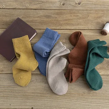 

Women Funny Socks Unisex Fashion Harajuku Autumn Winter Casual Socks Solid Warm Thickening Middle Tube Socks Calcetines Mujer