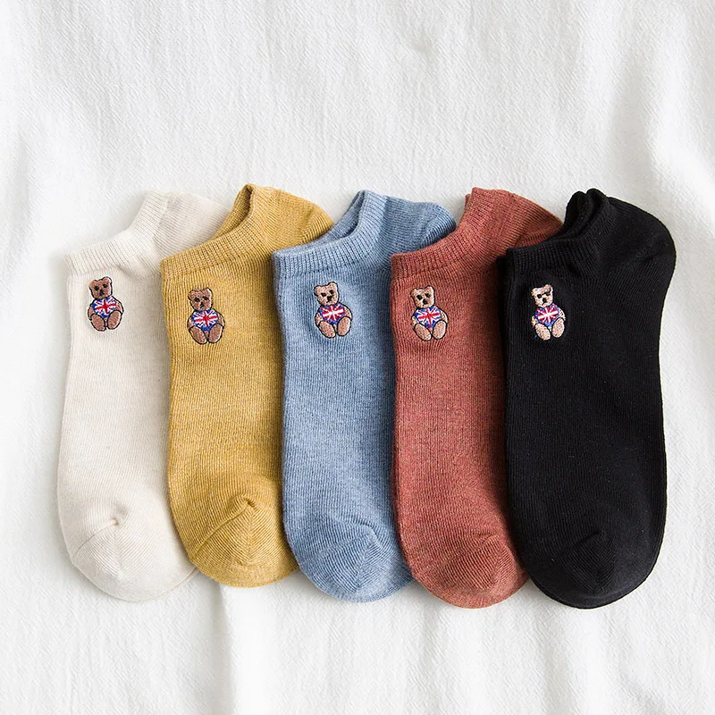 Однотонные носки с вышивкой плюшевого мишки; сезон весна-лето; женские хлопковые носки в японском стиле Харадзюку; повседневные милые удобные носки с забавными рисунками