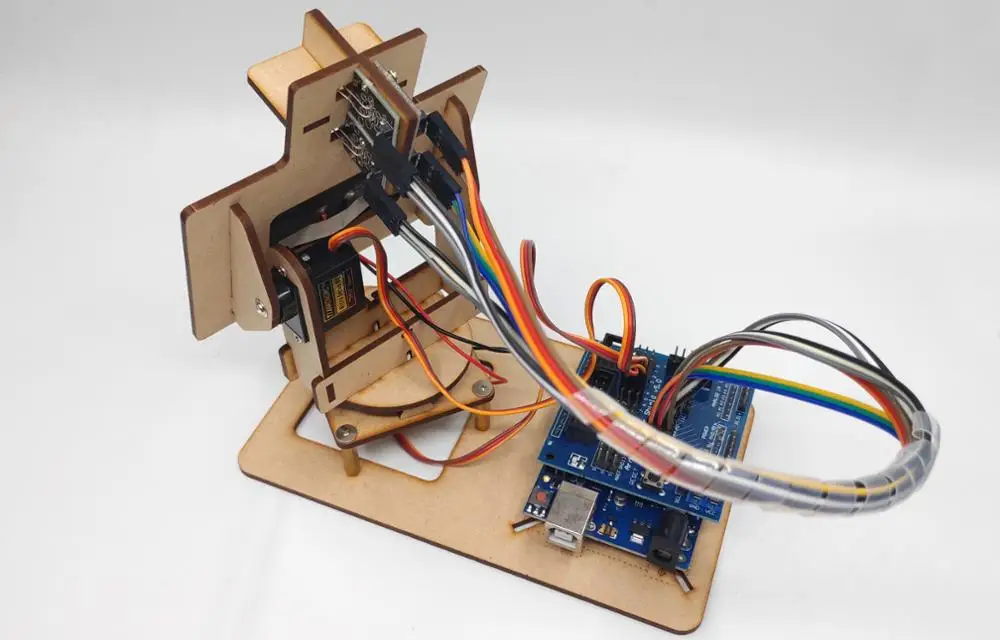 Arduino интеллектуальное устройство слежения за солнечной батареей технология