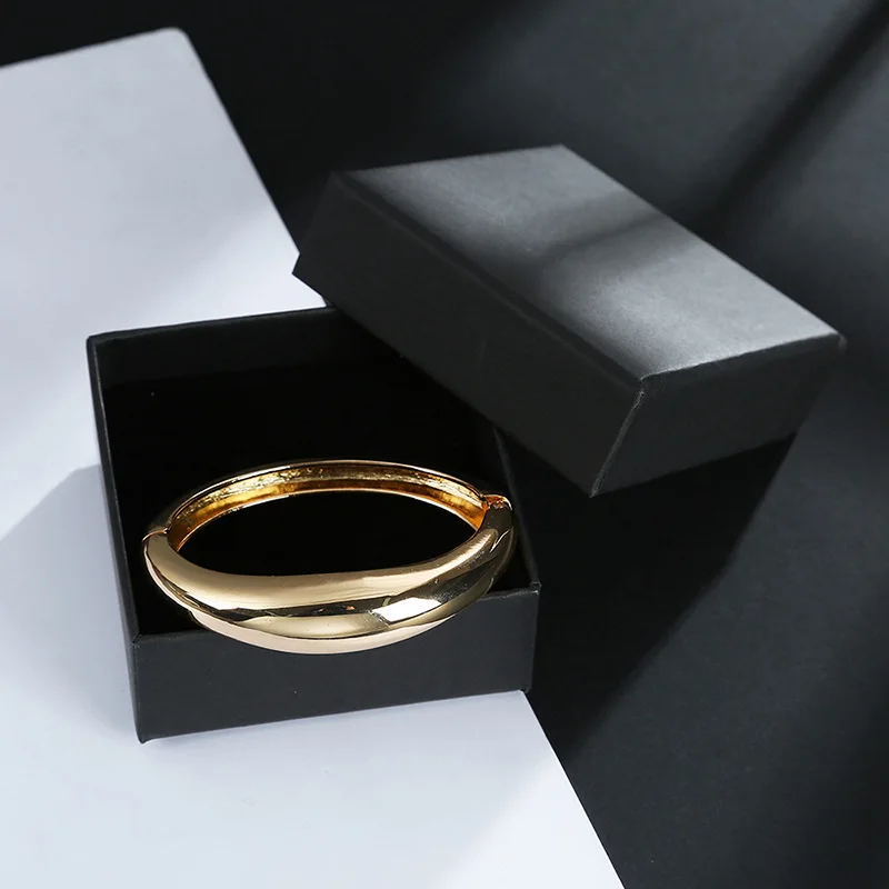Minimalism Wide Line Alloy Bangles& Bangles Trendy Charm Bracelets Jewelry For Women Love Wedding Gifts bangle bracelet