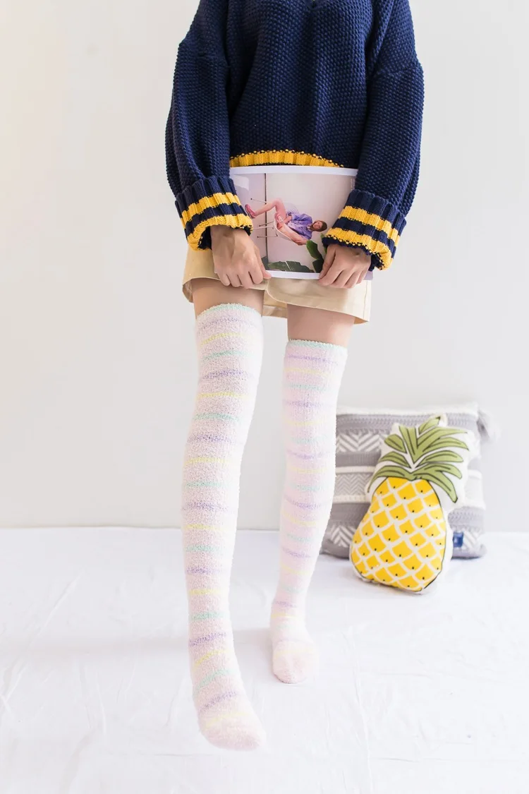 Гольфы для больших девочек; леггинсы для малышей; яркие зимние Утепленные домашние носки-тапочки из бархата кораллового цвета в японском стиле Kawaii для маленьких девочек
