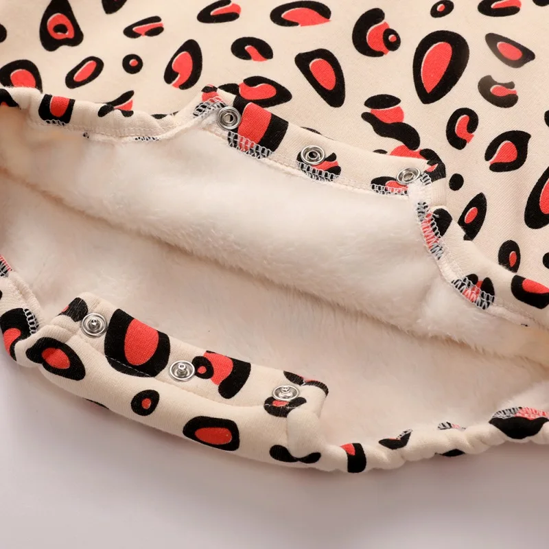 Новая Теплая одежда для малышей модный детский комбинезон с принтом леопарда для маленьких мальчиков и девочек, комплект с леггинсами и бархатным комбинезоном для малышей