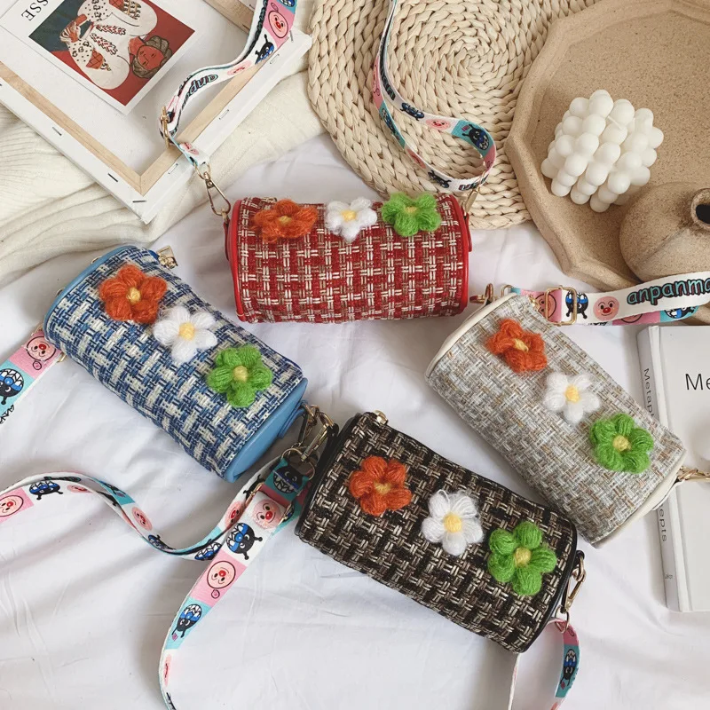 

2019 Winter New Style Cotton Linen Series Children Bucket Trim Package Plush Pendant Creative Baby Snacks Oblique Bag