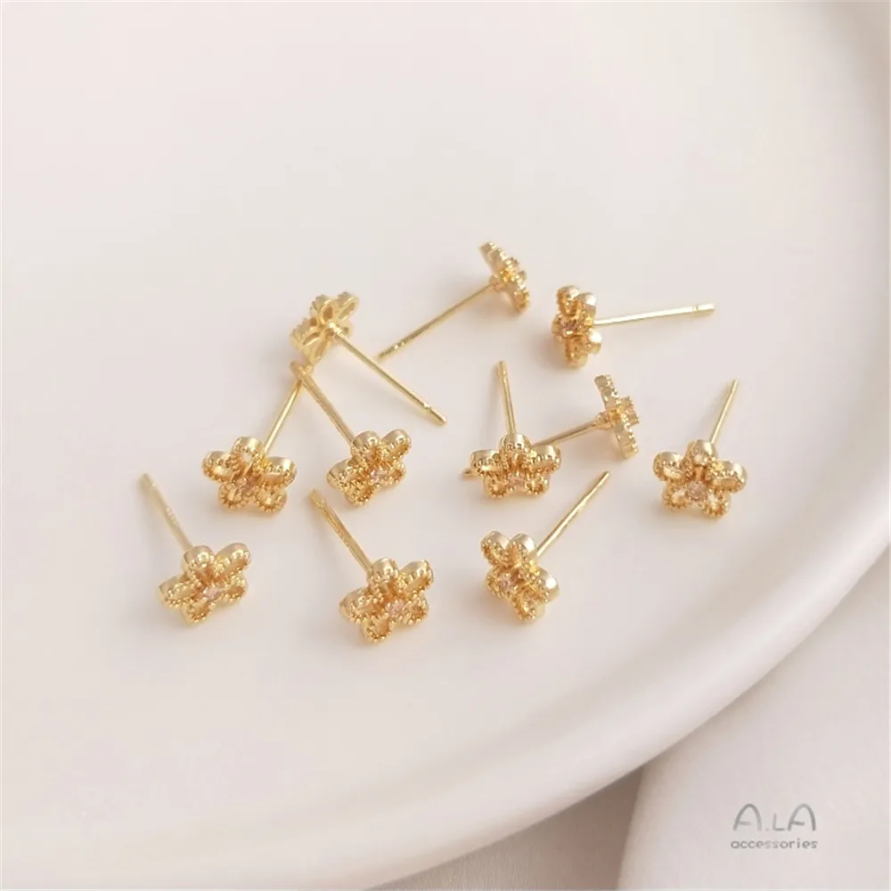 Рисунок 4 - Серьги-гвоздики серебряные с фианитами