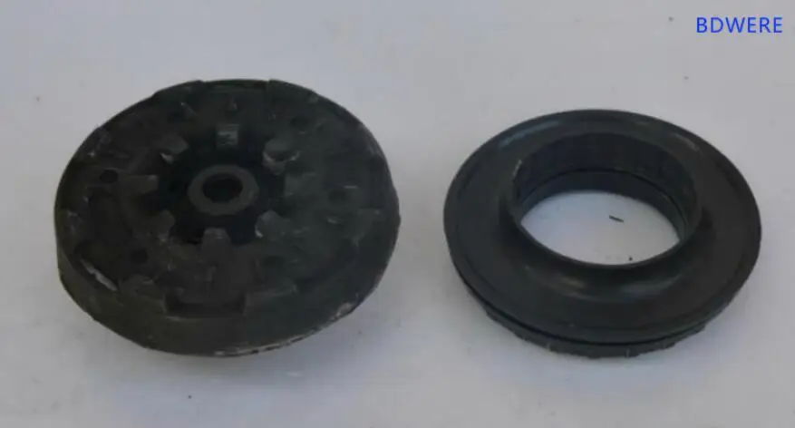 

13503549 A pair of front top rubber for Regal