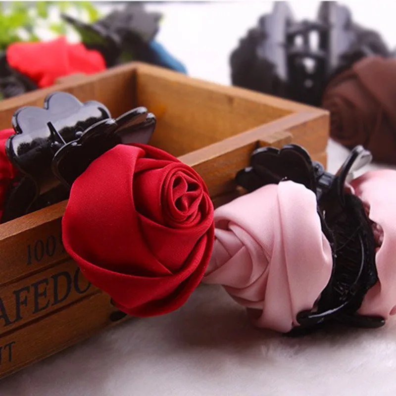 Обои лепестки роз. Бантик для волос png. Букет роз на прозрачном фоне. Красный бант на прозрачном фоне. Heart flower cut out for decor.