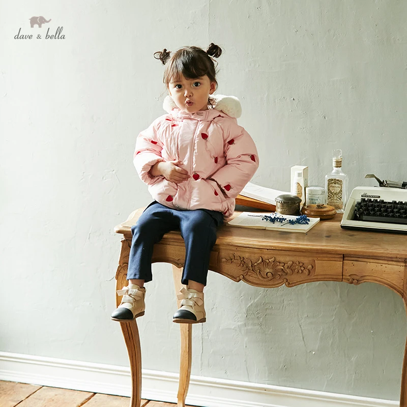 

DBJ19575 dave bella winter baby girls fashion cartoon hooded down coat children 90% white duck down padded kids girl jacket
