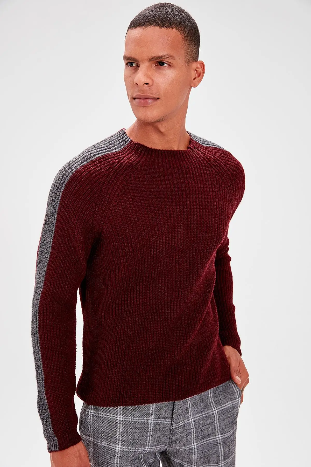 

Trendyol Burgundy Men 'S half turtleneck Handle Stripe Knitwear Sweater TMNAW20FT0003