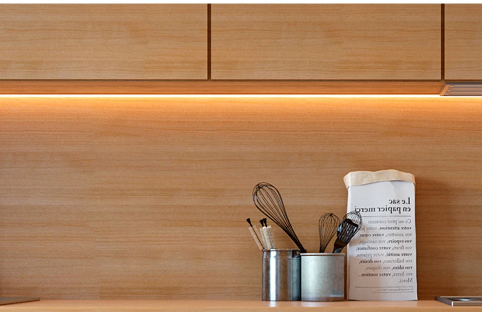 5V-USB-Wireless-PIR-Smart-Motion-Sensor-Led-Under-Cabinet-Light-LED-Strip-Lamp-for-Closet-Kitchen-Stairs-Wardrobe-Bed-Side-Light_14