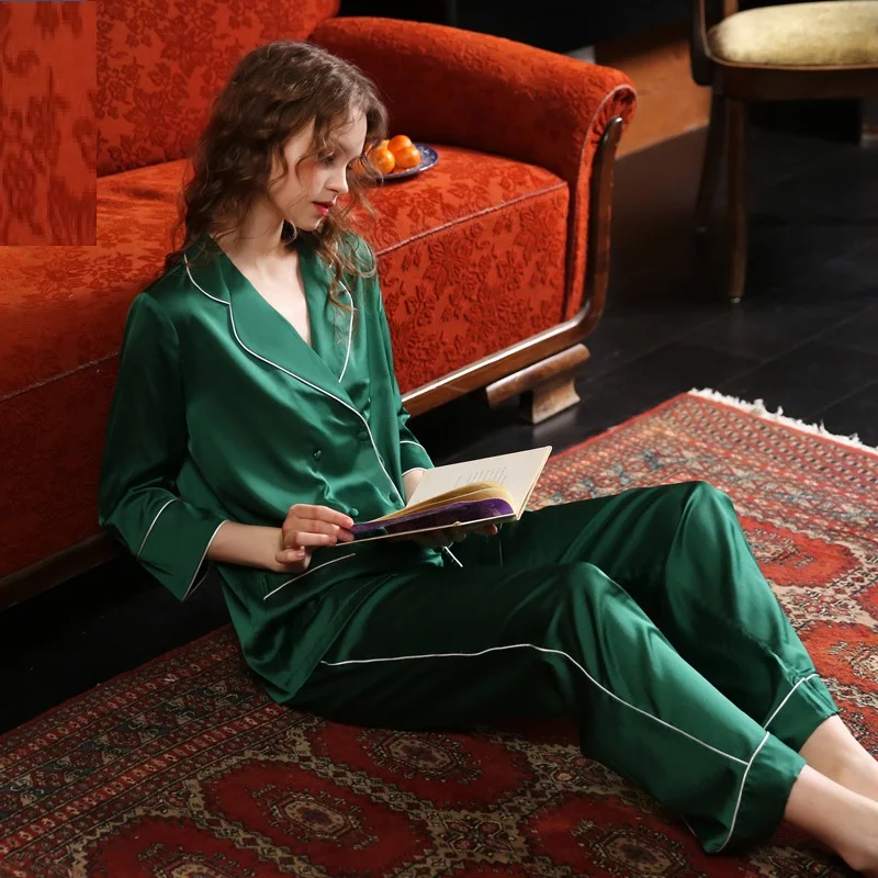 13797656869_1868130666