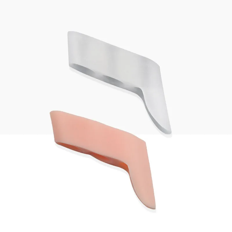 2Pcs/4Pcs Three-holes Pinky Toe Separator Silicone Little Protectors Gel Spacer Bunion Corrector Pain Relief Foot Care Pedicure