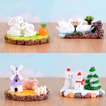

1 Set Miniatures Mini Figurines Moss Micro Landscape Cut Cartoon Animal Table Ornament Cute Resin Crafts Garden Home Decor