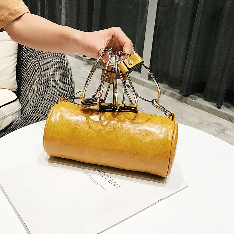 

2019 the small bag is slanted and the bag is simple and simple which is simple and easy to carry the circular cylinder