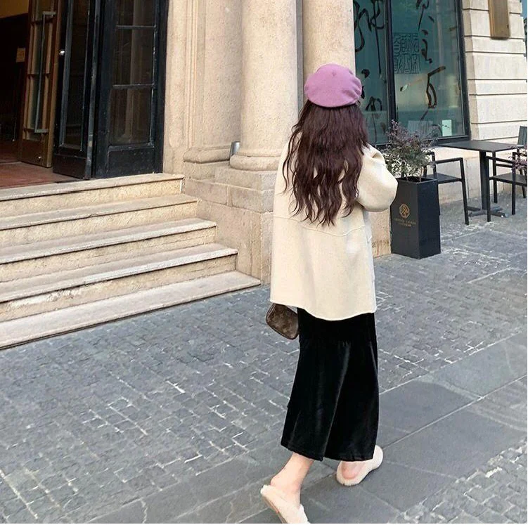 Winter Warm Maternity Skirt Long Fashion Pleated Velvet Maternity Skirts for Pregnant Women Large Size Pregnancy Skirt