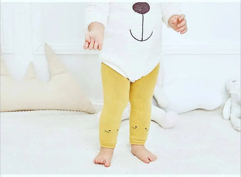 9429358745_1850683426