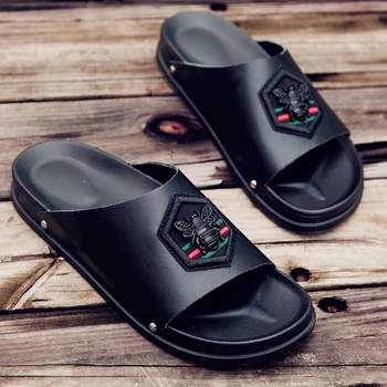 

Casual Slippers Luxury Leather Casual Shoes for Men Flat Comfortable Walking Shoes Stylish Male Beach Shoes Shower Slippers