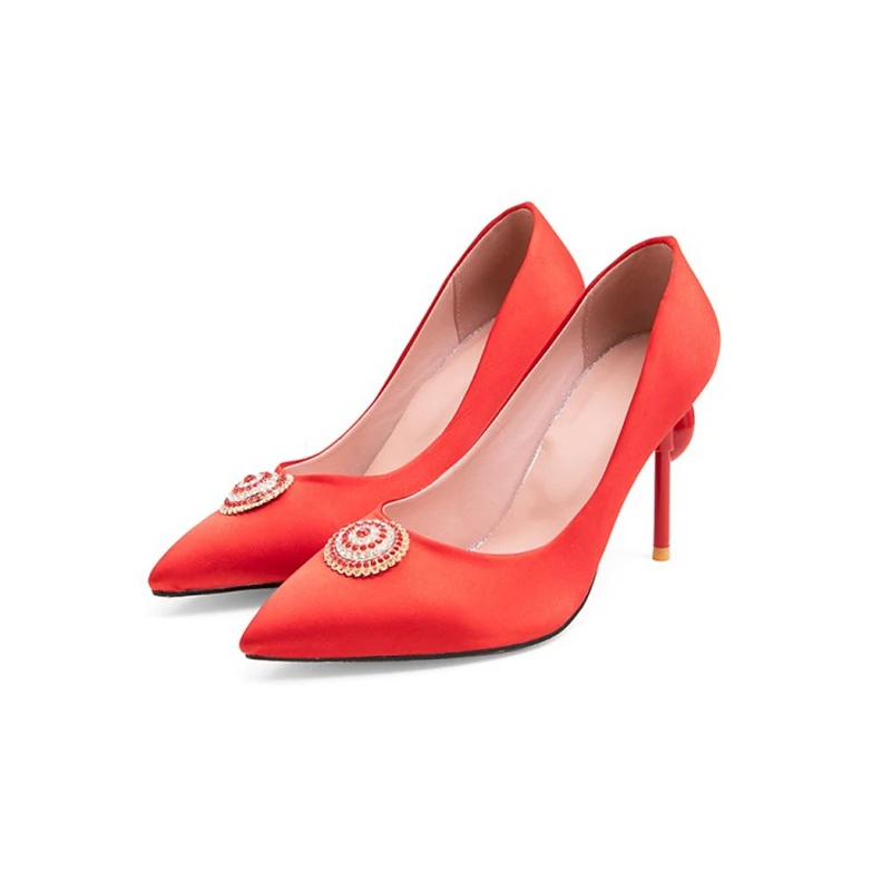 Madeleine Pump - Women - Shoes