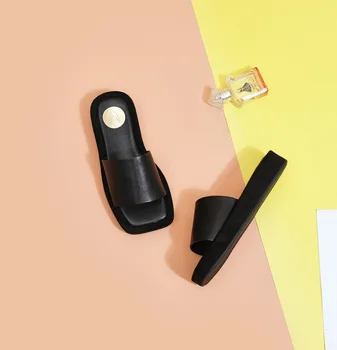 

Square head sandals women's outside wear 2020 genuine leather casual one-character thick bottom women's slippers