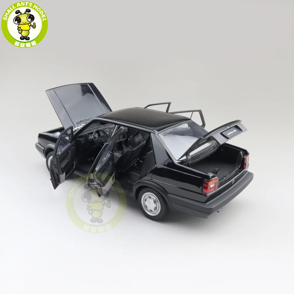 Коллекционная модель автомобиля JETTA GT 1/18 игрушки для мальчиков и девочек подарки