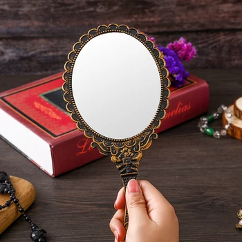 

Vintage Round Antique Handhold Makeup Mirror with Lace Pattern Plastic Material Makeup Bath Room Home Decor Mirror Supplies