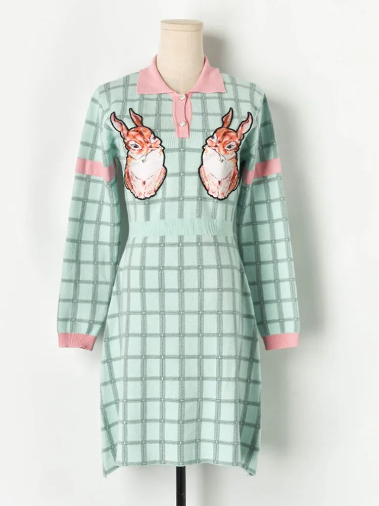 

Luxury Brand Designer Knitted Dress for Women Contrast Color Plaid Turn Down Collar Patch Rabbit Long Sleeve Knitted Dress