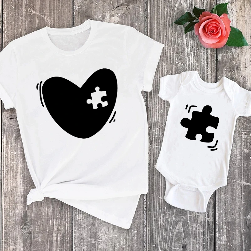 Funny Family Matching T-Shirt Mommy and Me Outfit Heart Puzzle Piece Mother and Daughter Son Tops Mama and Mini Baby Bodysuits 2