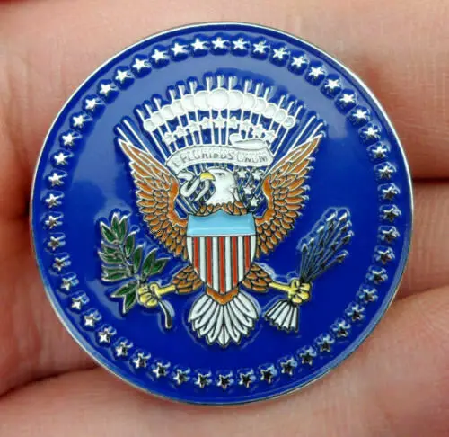tomwang2012. US SEAL OF THE PRESIDENT PRESIDENTIAL MINI PIN INSIGNIA BADGE CLASSIC MILITARY
