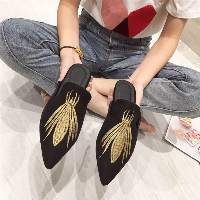 MOLAN Designers Luxury Velvet Mules Women Embroidery Animal Slippers Pointed Toe Flock Flat Moccasins Floral Loafers 35-41