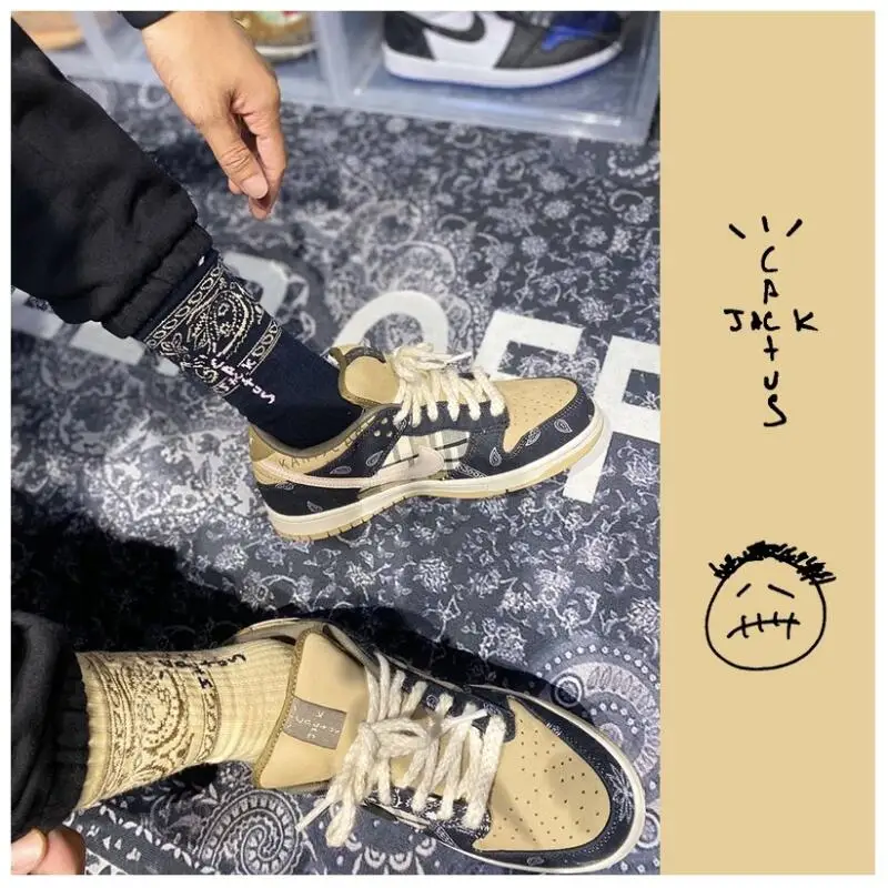 Street fashion creative Travis Scott socks interesting design pattern hip hop men socks happy novelty crew men socks