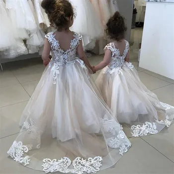 

Lace Appliques Flower Girl Dresses for Weddings New Communion Dresses for Girls Champagne O-neck Sleeveless Ball Gown