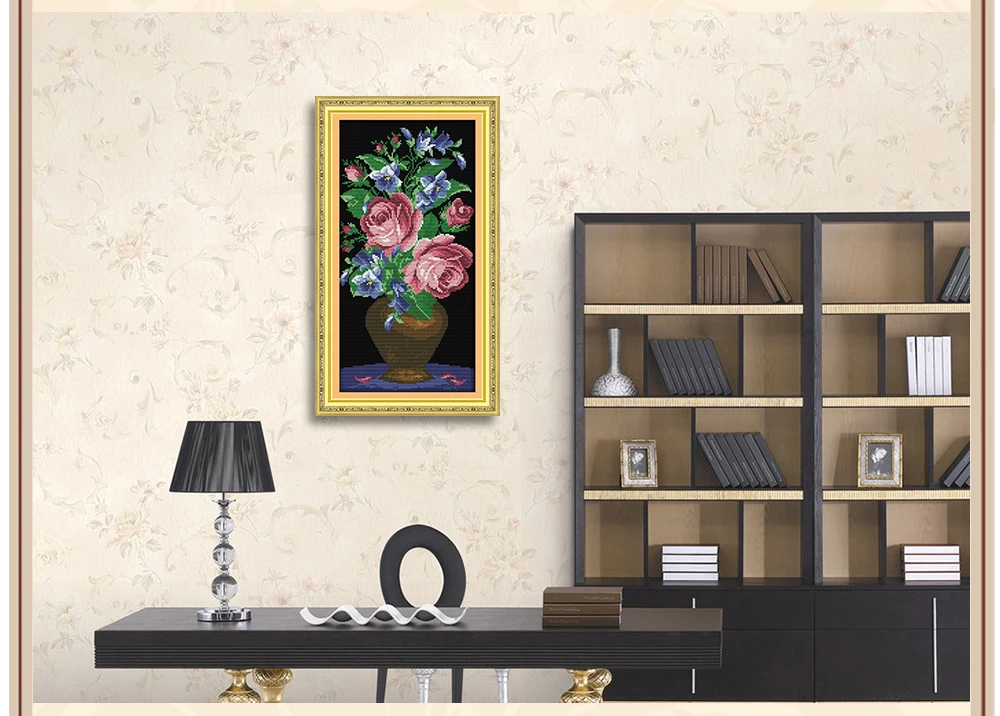 H301-03340 花瓶中的玫瑰2