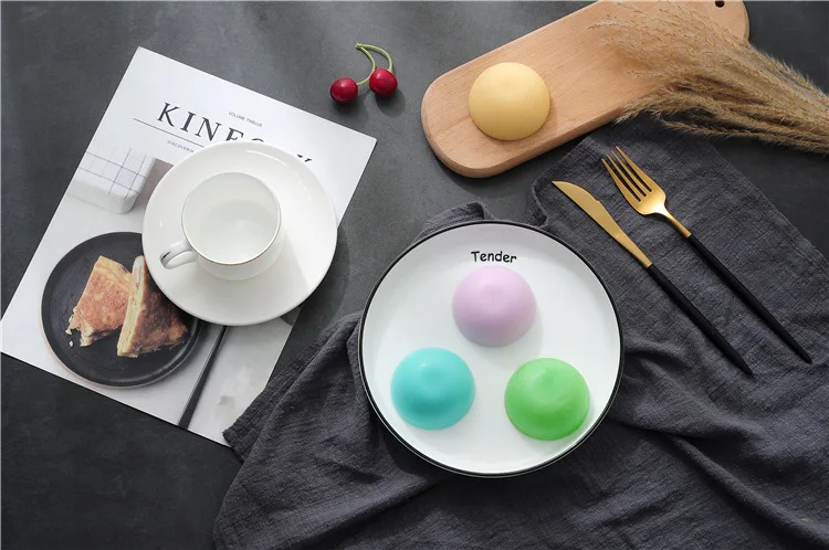 11012139701_1937176052