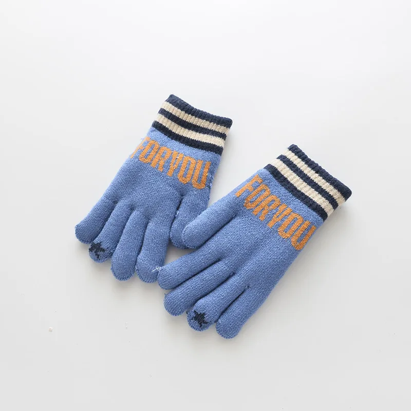 Высококачественные детские зимние теплые мягкие вязаные перчатки для мальчиков; модные плюшевые перчатки; бархатные перчатки для детей; От 4 до 7 лет - Цвет: blue